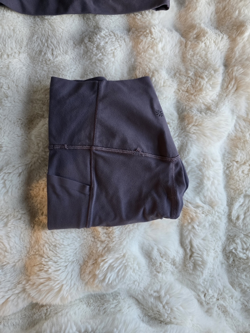 Athleta Set With Solace Bra And Salutation Stash 7/8 Dusk Violet - Picture 5 of 6